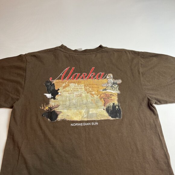 VTG Y2K Norwegian Cruise Line T shirt Mens M Alaska Brown Animal Wildlife - Picture 14 of 15